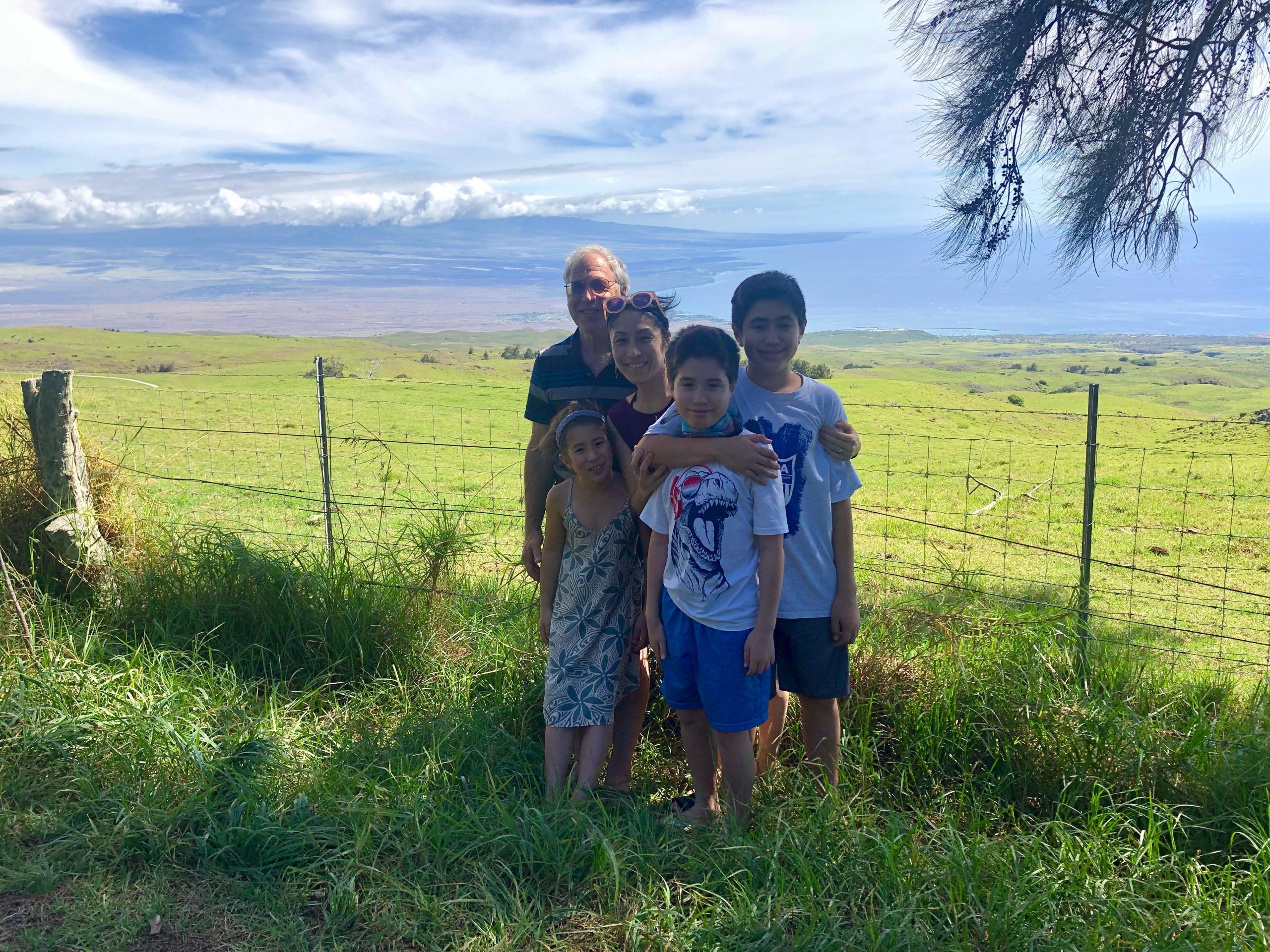 kona-2019-with-family